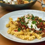 Türkische Pasta mit Hackfleischsauce, Knoblauch-Joghurt & Minzbutter 128 Tuerkische-Pasta-mit-Hackfleischsauce-Knoblauch-Joghurt-Minzbutter-Rezept