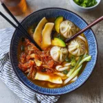 Udon-Nudelsuppe-Mit-Kimchi-Dumplings-Rezept