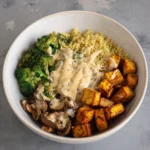 Hirse-Tofu-Bowl mit Tahini-Soße 110 Hirse-Tofu-Bowl-mit-Tahini-Sosse-Rezept