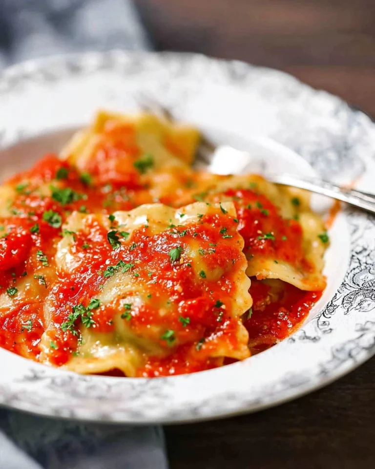 Ravioli-in-Tomatensosse-Rezept