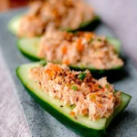Thunfisch-Gurken-Schiffchen-mit-Frischkaese-Rezept